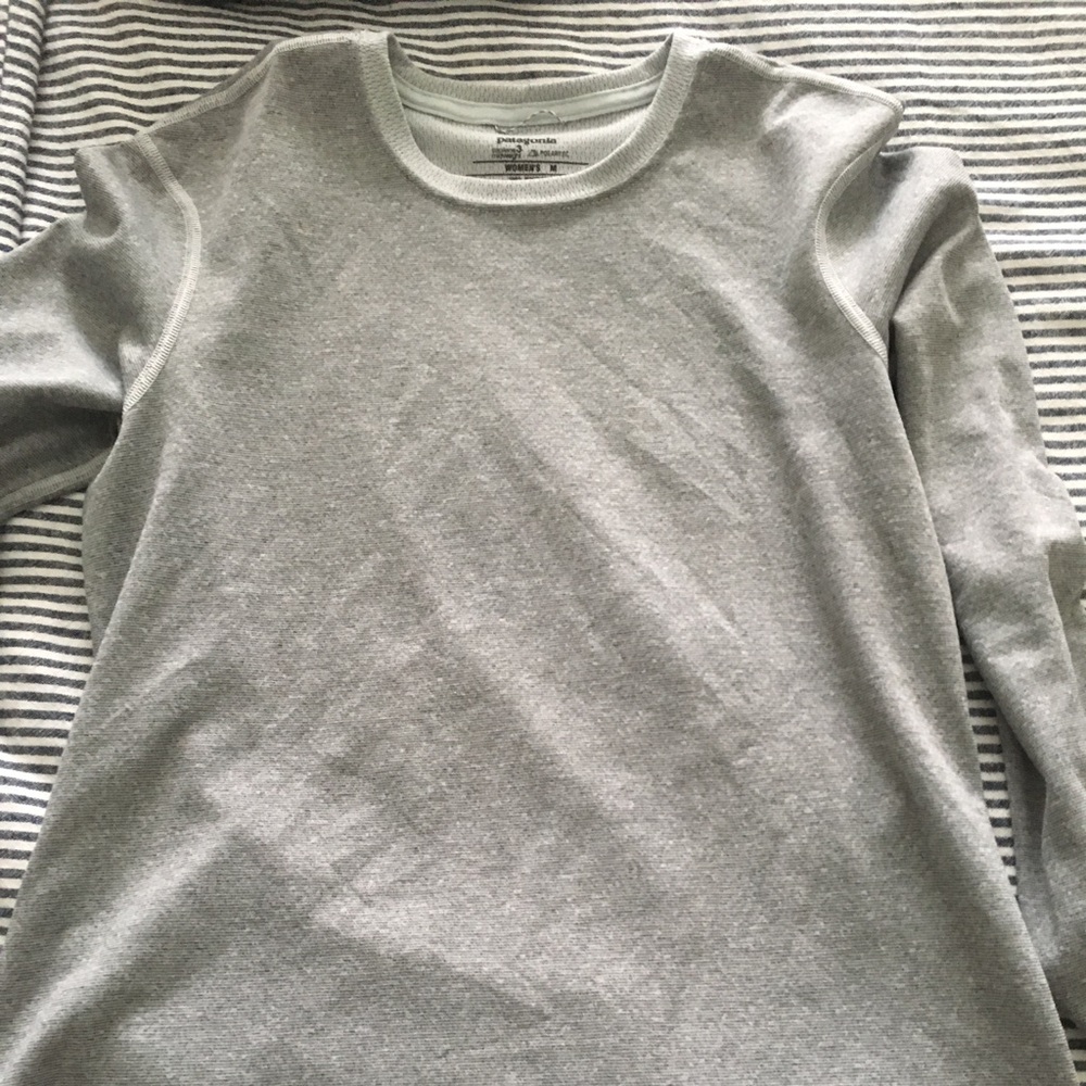 Gray Patagonia vase layer